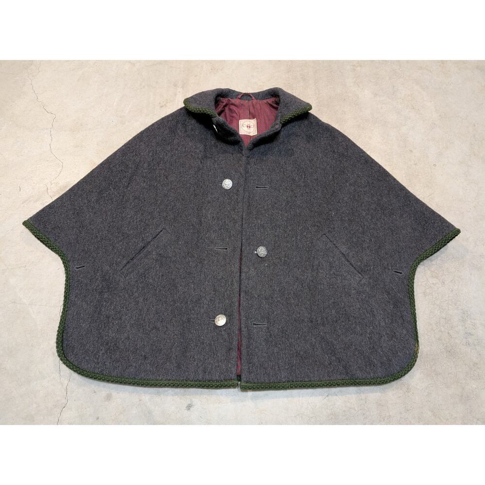 True VTG 60-70? Austrian Wool Cape Gray Buttons See Pictures